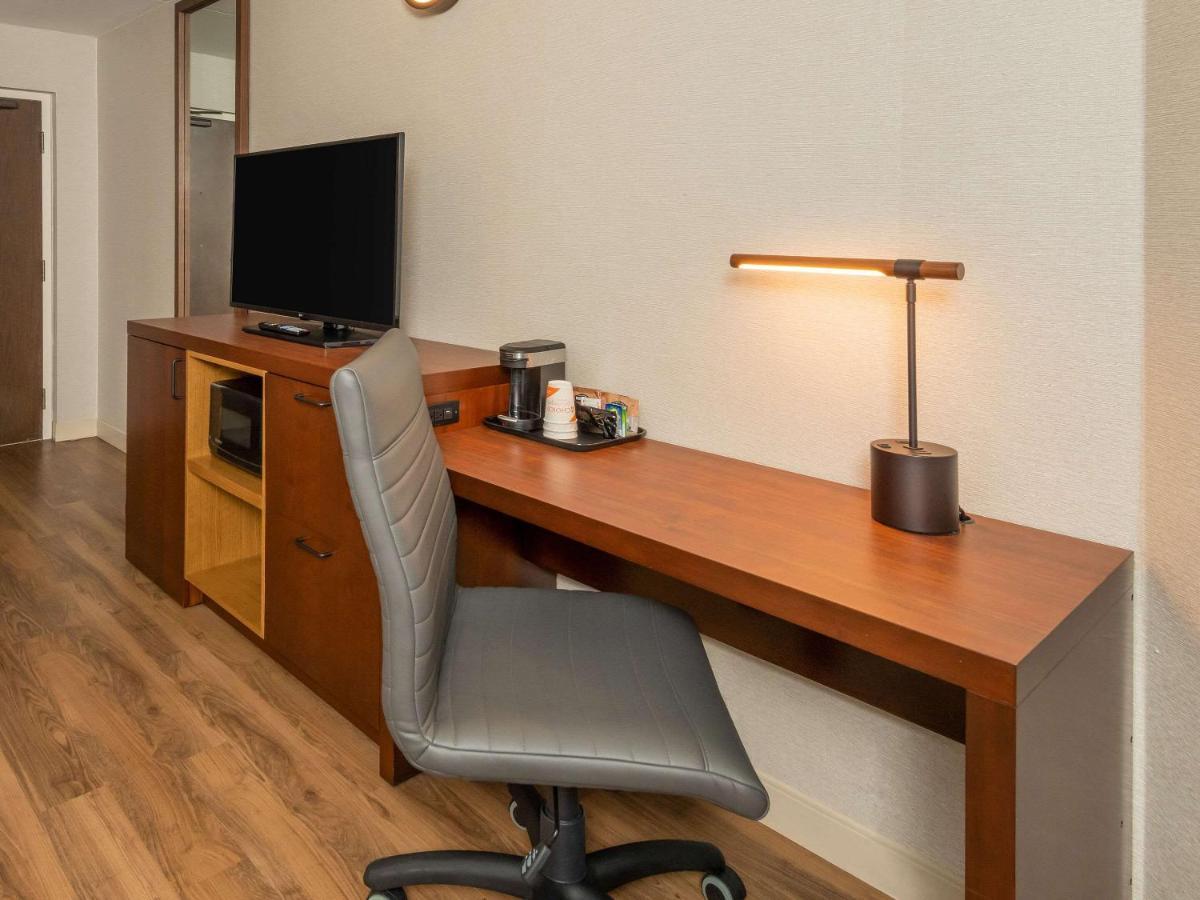 Comfort Inn West Ottawa Luaran gambar