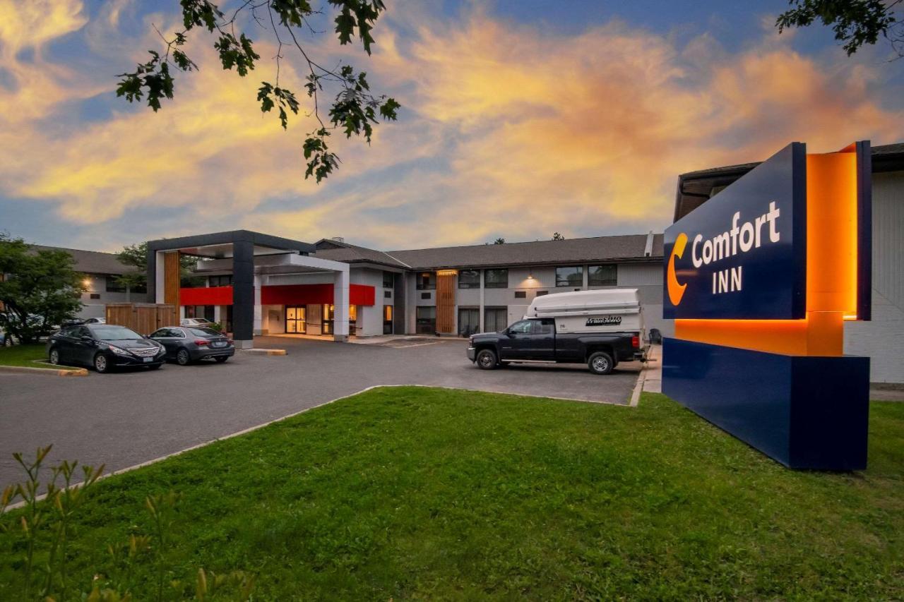 Comfort Inn West Ottawa Luaran gambar