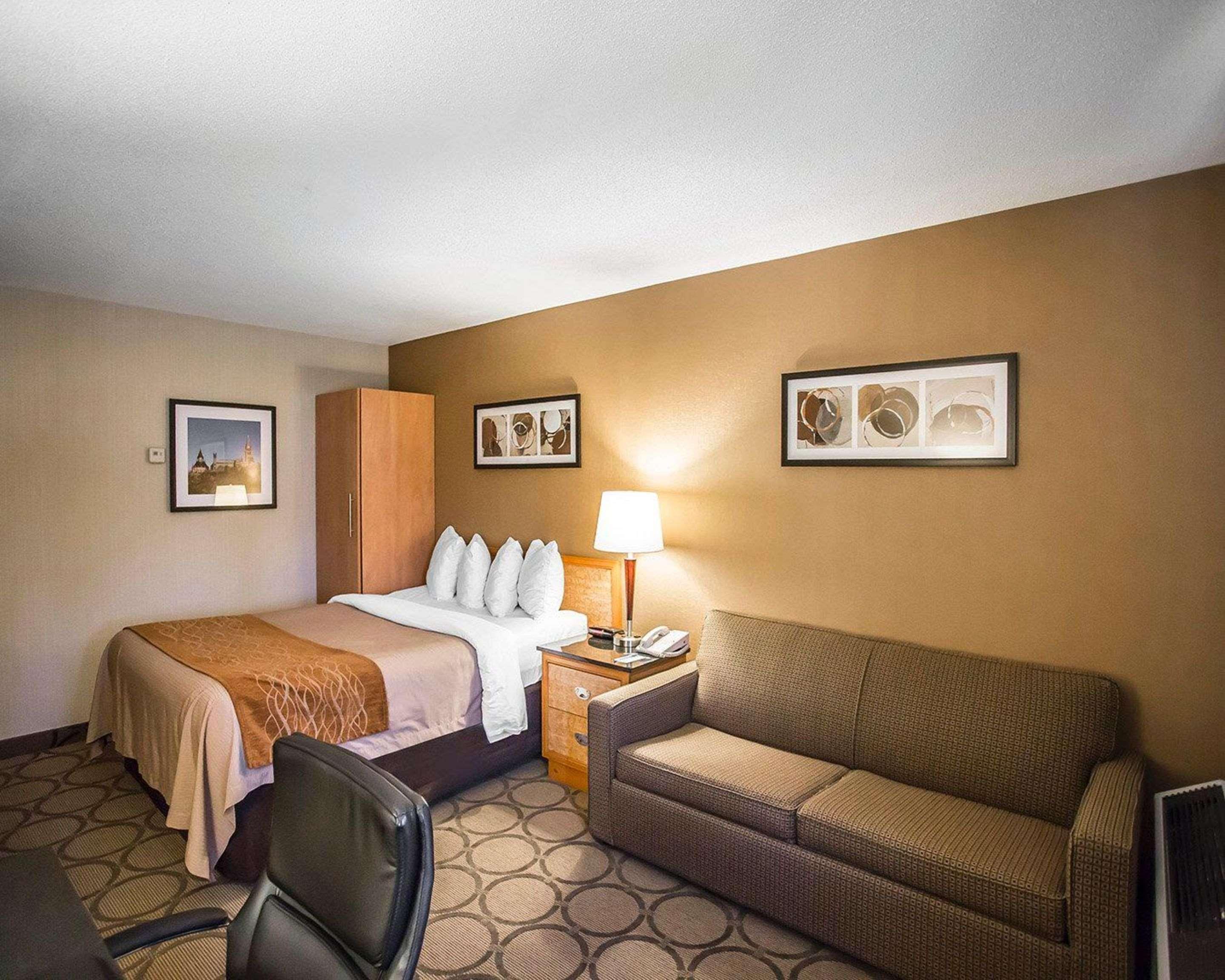 Comfort Inn West Ottawa Luaran gambar